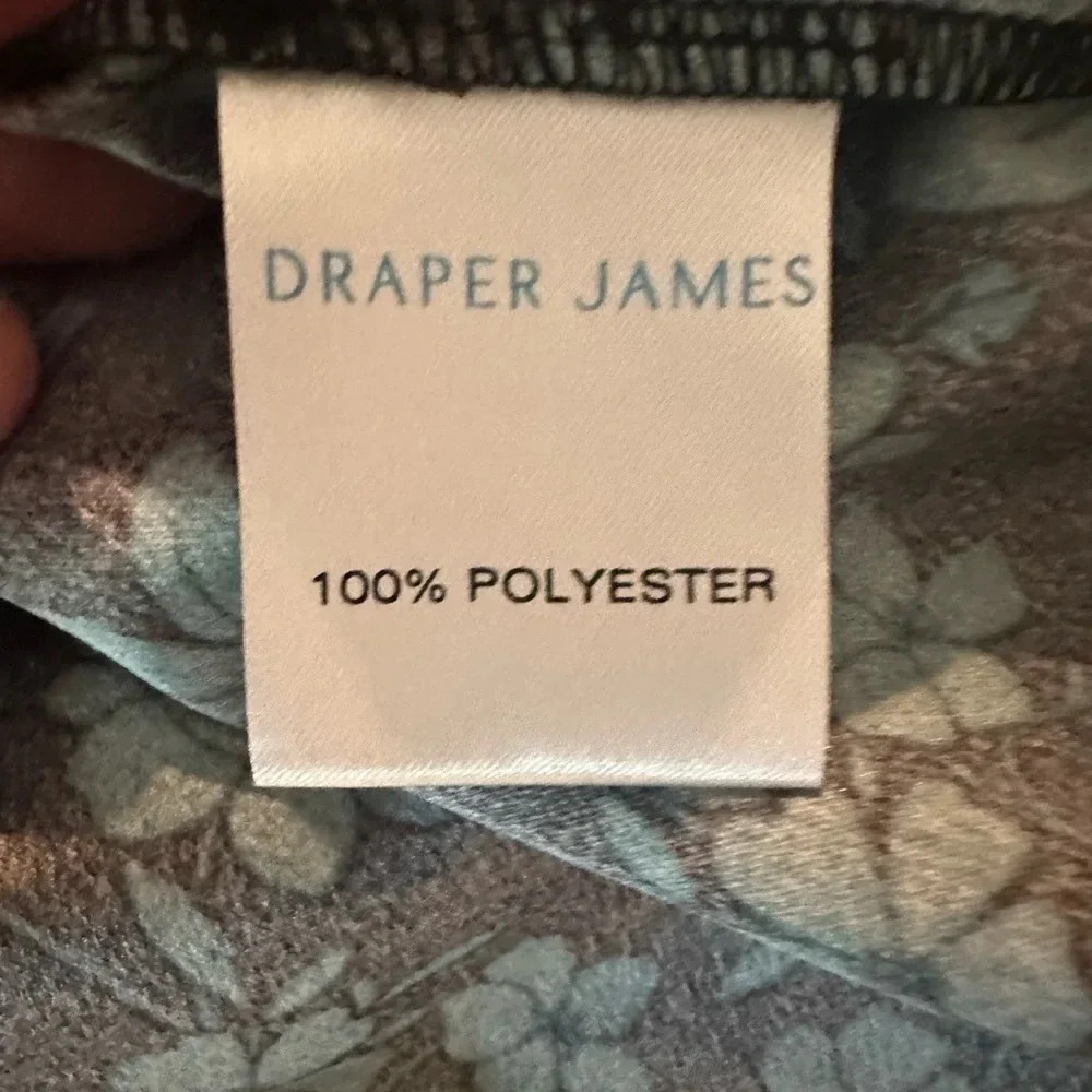 EUC Draper James blouse. Navy with dark teal floral design. B-12 - Picture 5 of 6